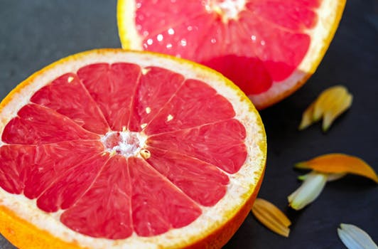 3 Benefits of Grapefruit Essential Oil